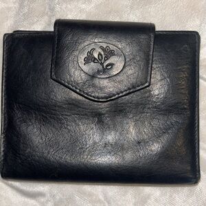 BUXTON BLACK LEATHER WALLET WITH COIN POUCH SOFT PRELOVED IN GREAT CONDITION